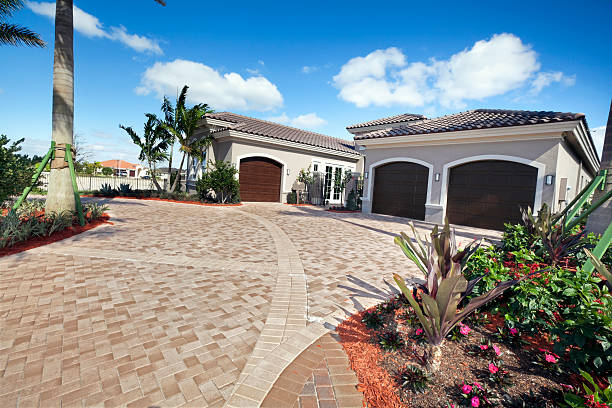 Best Professional Driveway Pavers  in Hartford, SD
